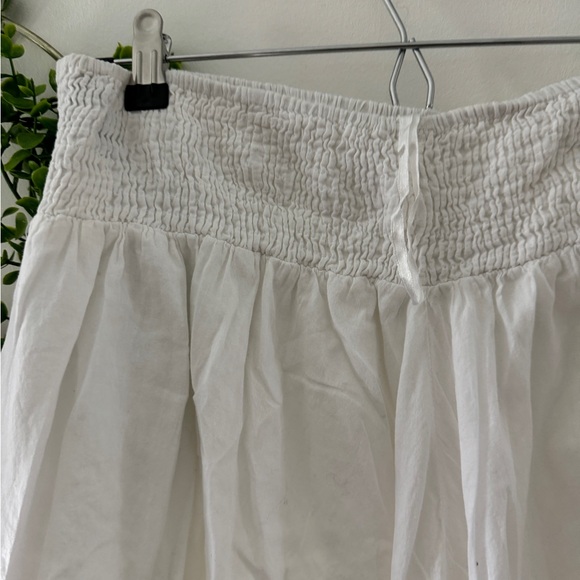 White midi skirt - Picture 2 of 3